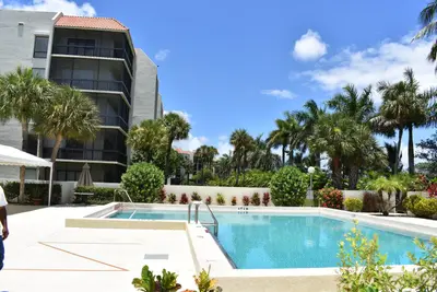 3000 Presidential Way 503, West Palm Beach – leased