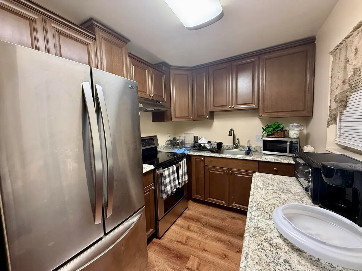 Updated Kitchen at 85 Canterbury D, West Palm Beach