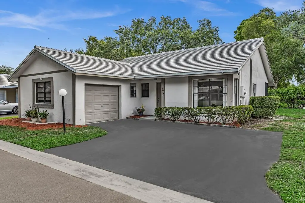FPP00016 at 425 Shadow Wood Lane, Coral Springs