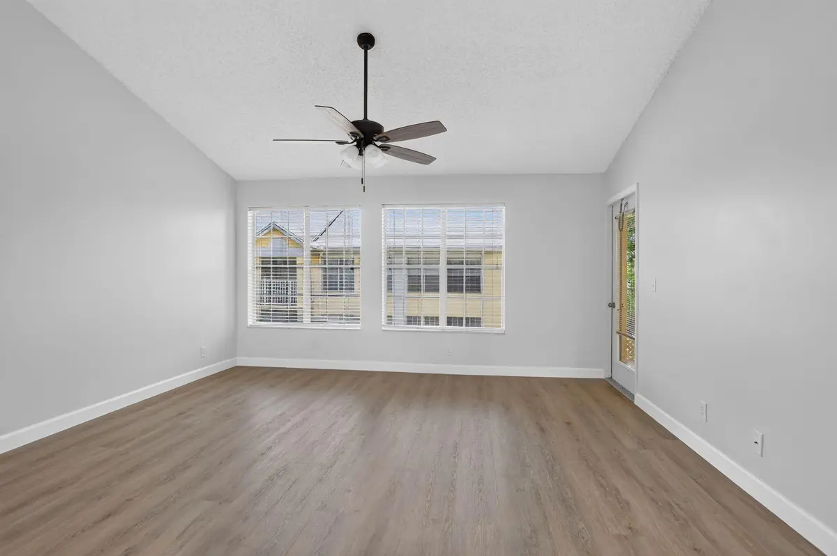 living at 6323 La Costa Drive M, Boca Raton