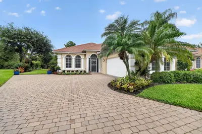 4577 NW Red Bay Circle, Jensen Beach – sold