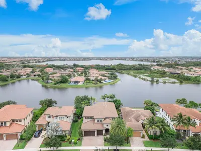 11525 NW 81st Place, Parkland – sold