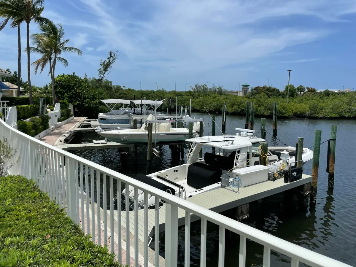 IMG_8030 at 3527 Jonathans Harbour Drive, Jupiter