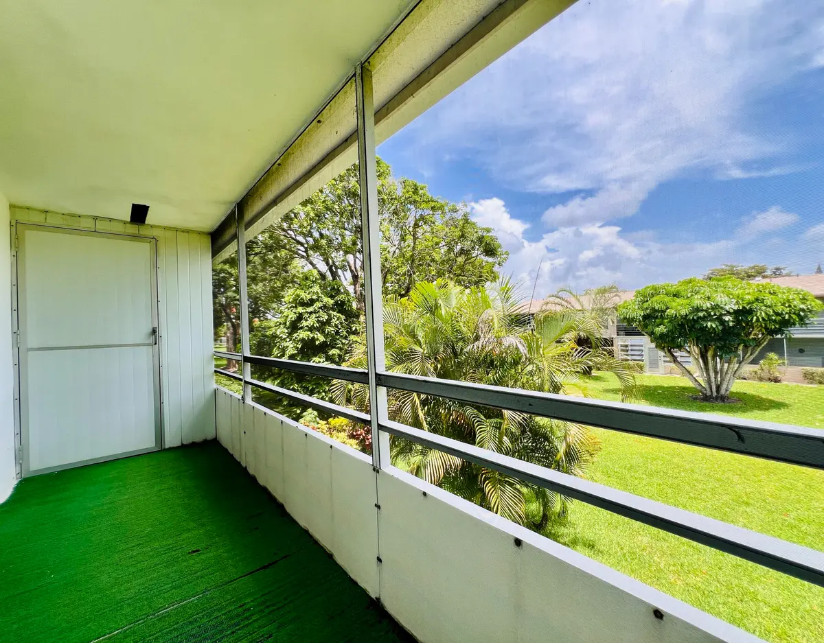 Screened Lanai at 339 Windsor O, West Palm Beach