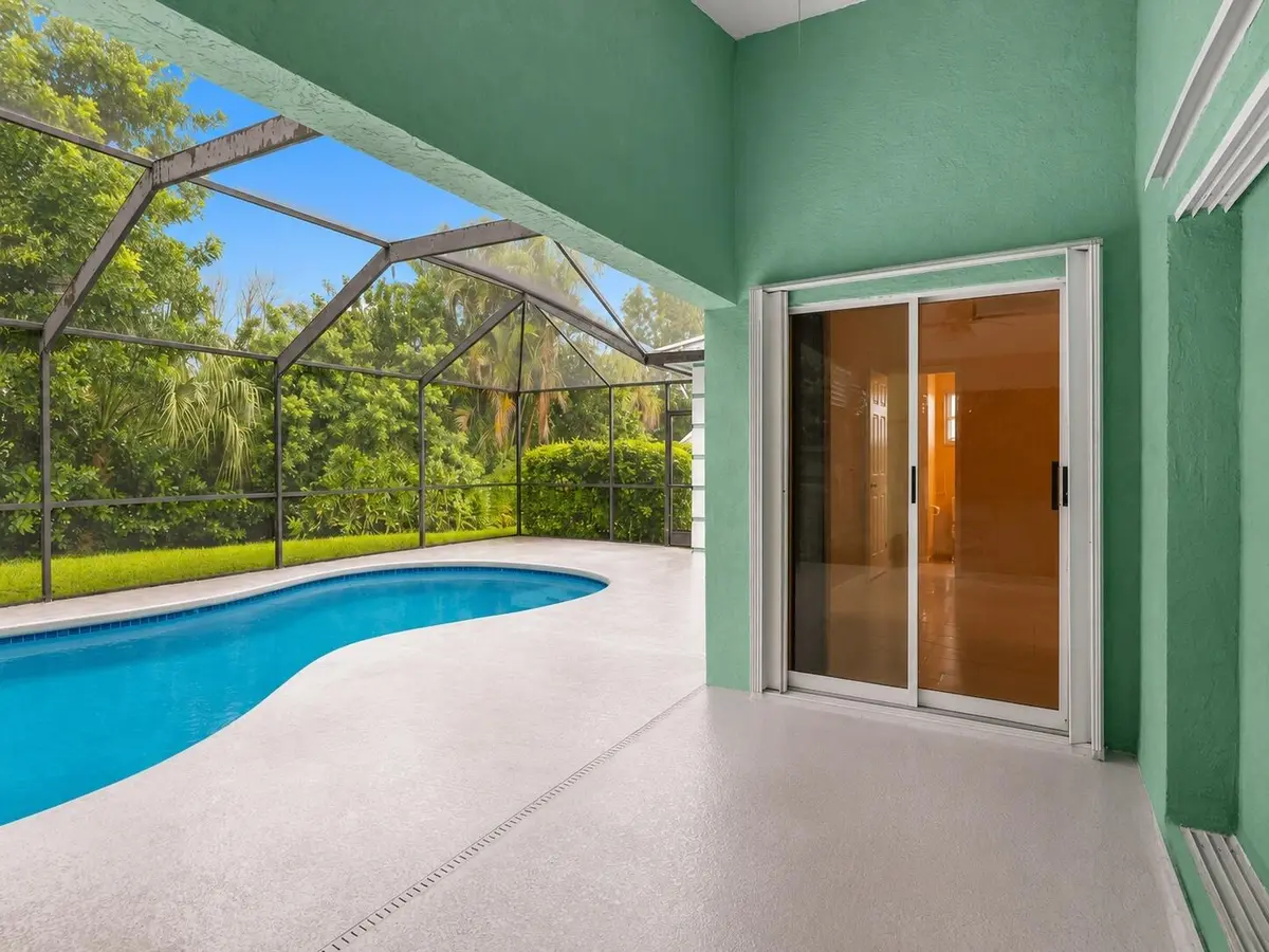 06_Pool_Privacy_Angle at 5850 39th Ln Lane, Vero Beach