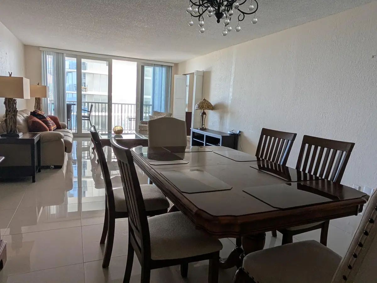 DINING at 1370 S OCEAN Boulevard 1403, Pompano Beach