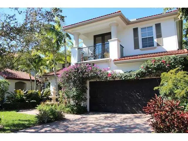 950 Main at 950 Mill Creek Drive, Palm Beach Gardens