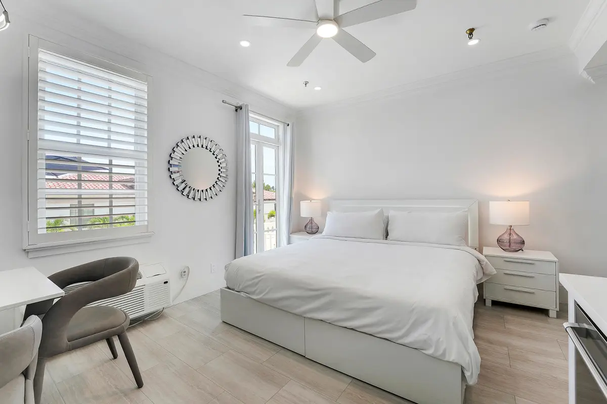 Palm Beach Studio with Private Terrace at 235 Sunrise Avenue 2011, Palm Beach