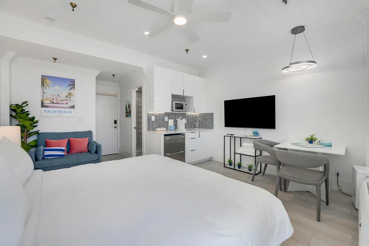 Palm Beach Studio with Private Terrace at 235 Sunrise Avenue 2011, Palm Beach
