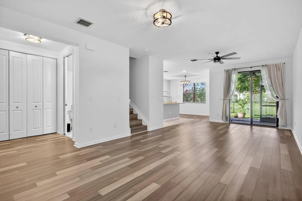 30-web-or-mls-325-6542 at 325 NW 33rd Lane, Pompano Beach