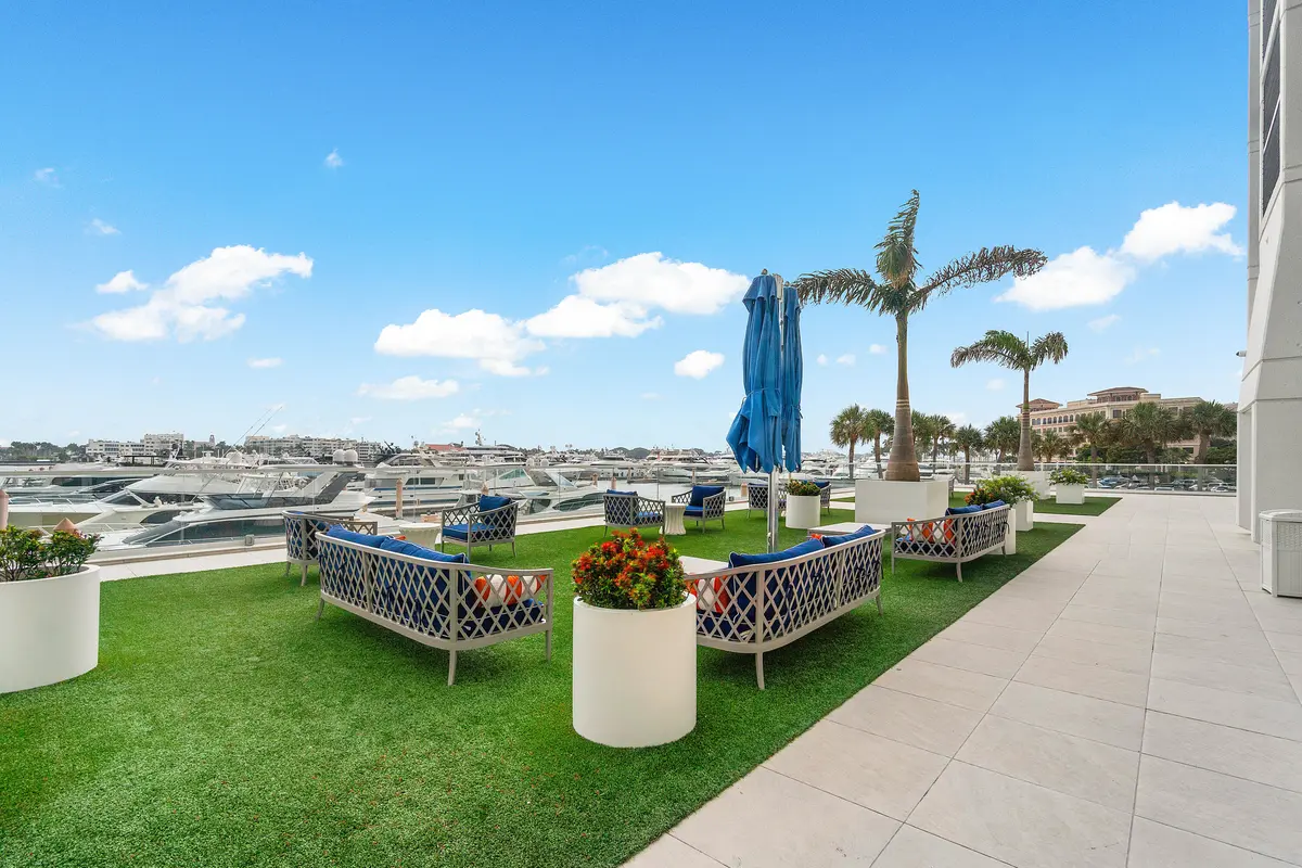 East Deck at 400 N Flagler Drive 501, West Palm Beach
