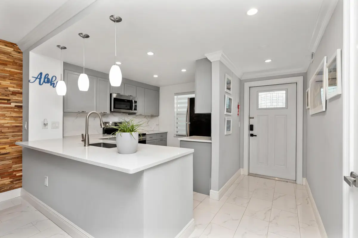 1I6A9334 at 9780 Marina Boulevard 421, Boca Raton