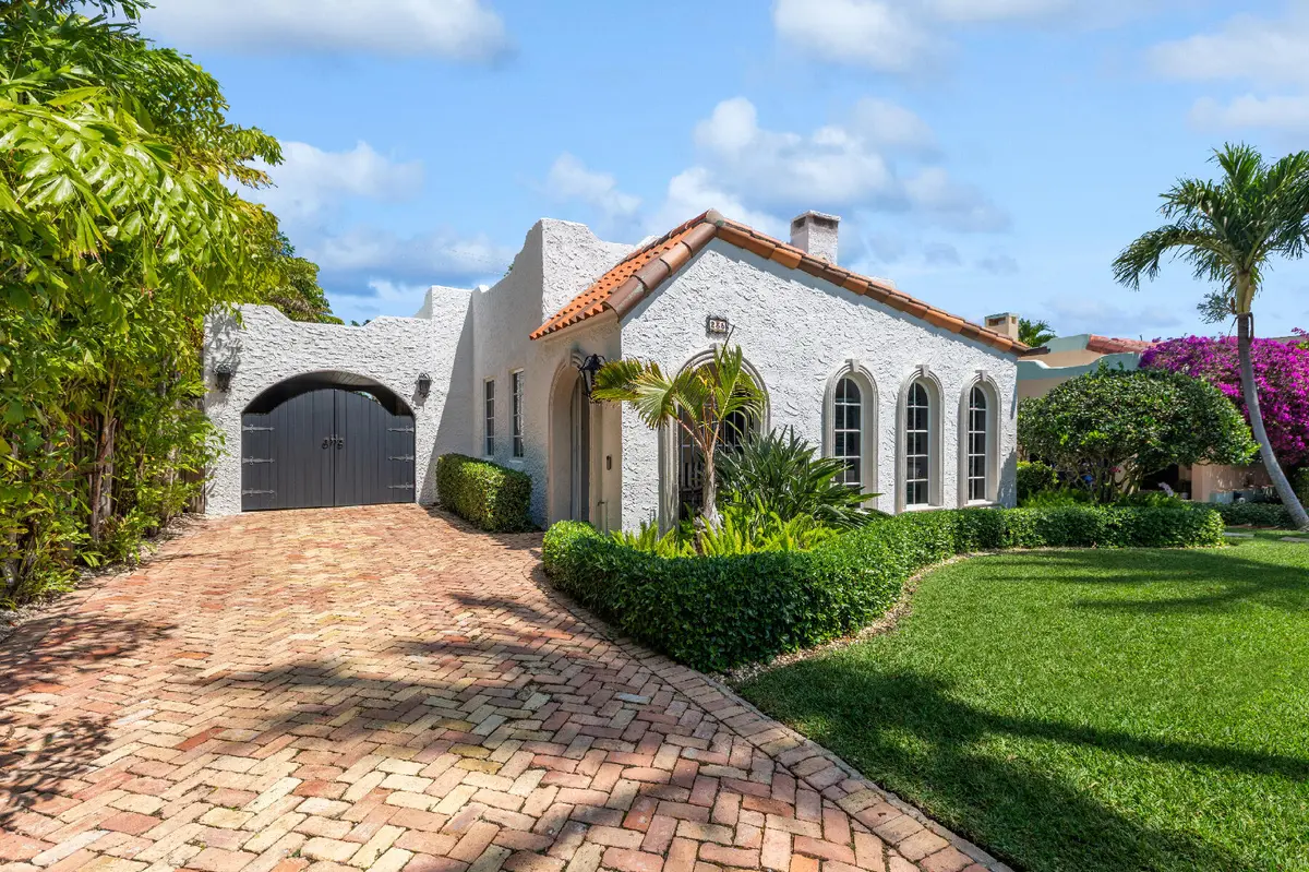 235 Nottingham at 235 Nottingham Boulevard, West Palm Beach