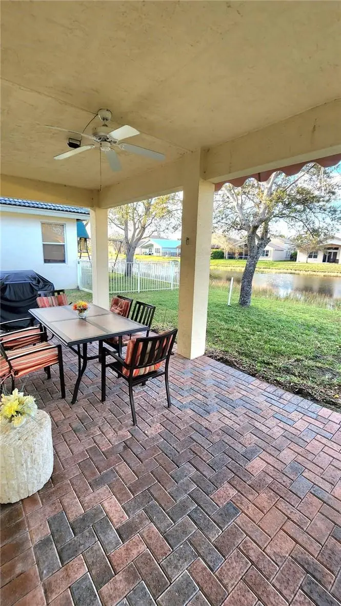 Photo 3 at 1807 SW Jamesport Drive, Port St. Lucie