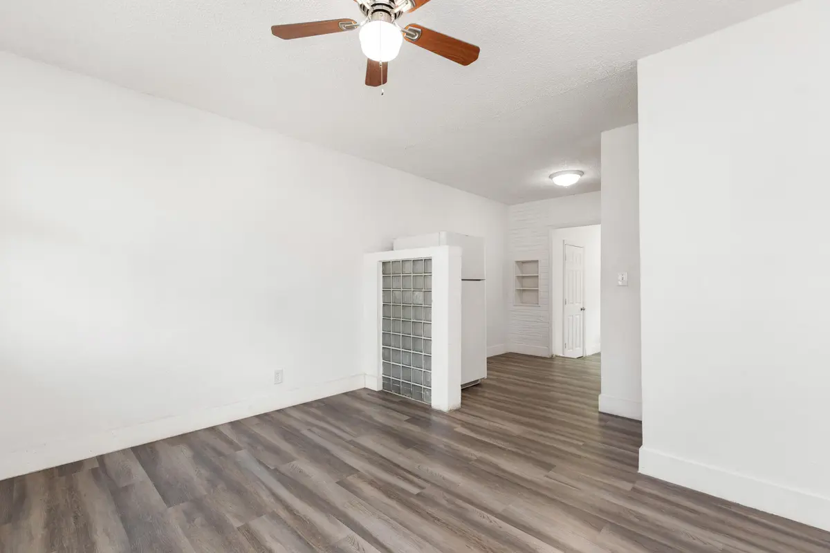 1I6A9915 at 5521 SW 34th Street 1-2, Hollywood