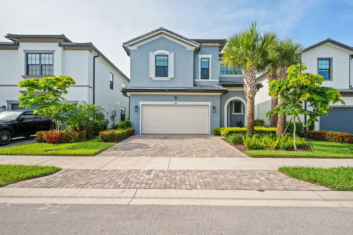 1-web-or-mls-2387-rollingwood-ct at 2387 Rollingwood Court, Oakland Park