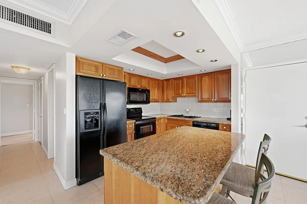 Kitchen Island at 1839 Middle River Drive 302, Fort Lauderdale