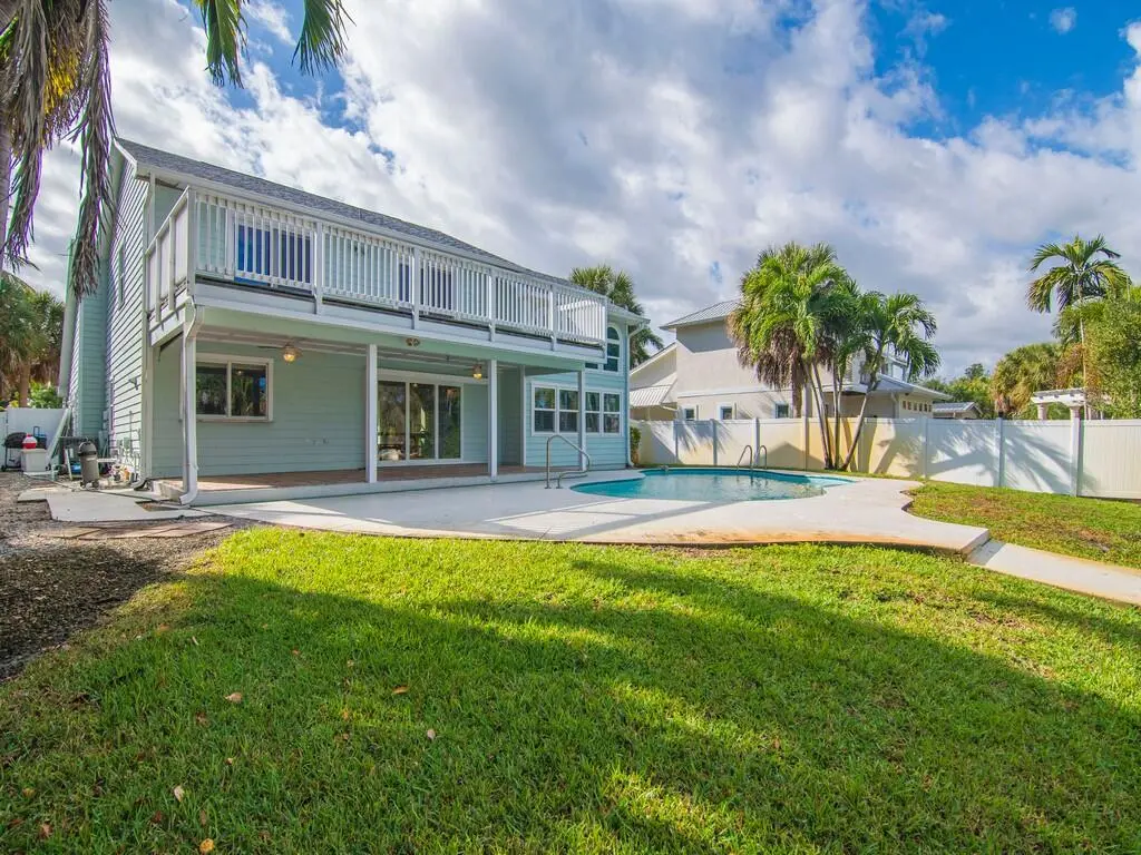 Back yard at 721 Shore Drive, Vero Beach