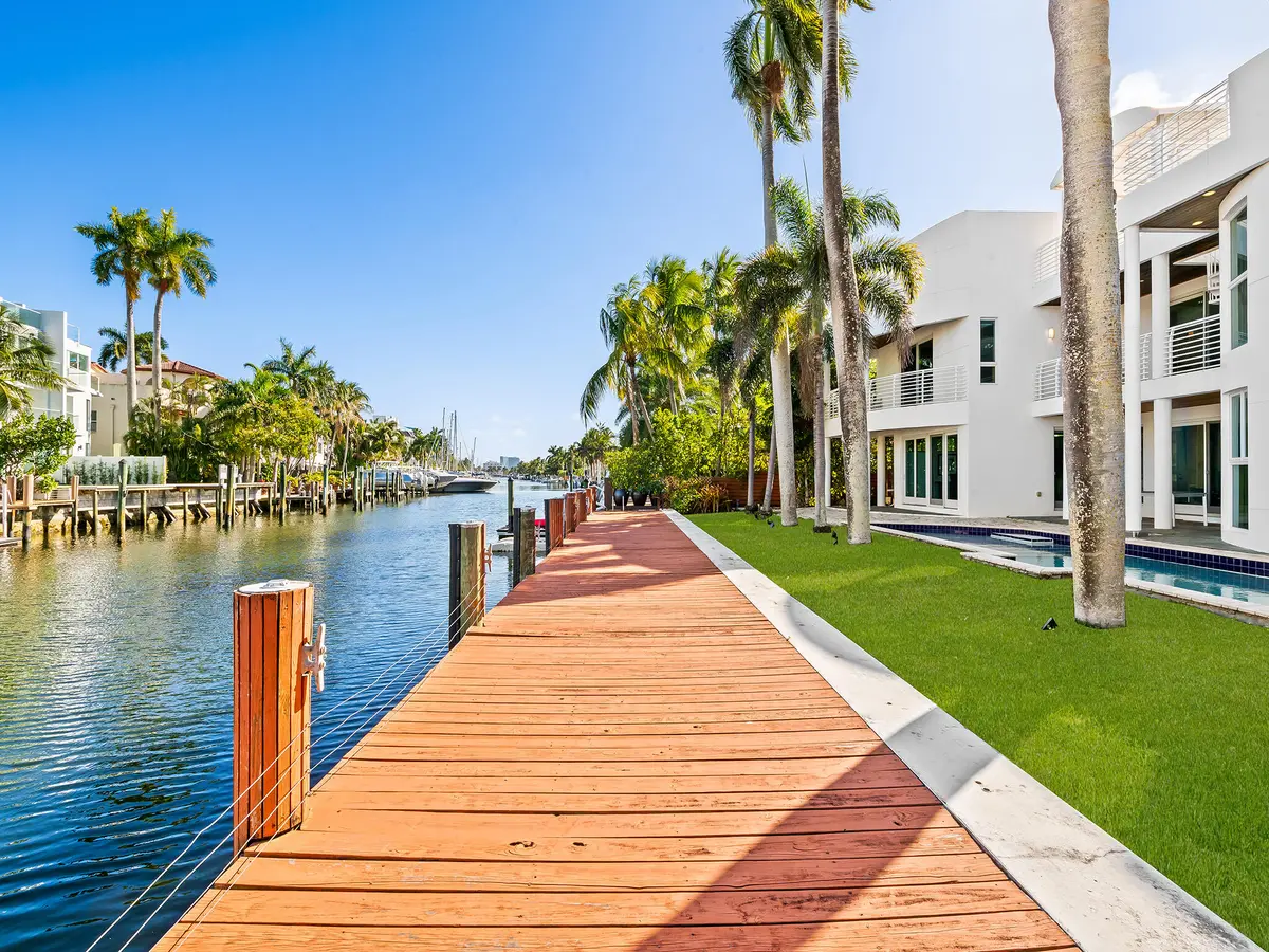 DSC_0271 at 450 Victoria Terrace, Fort Lauderdale