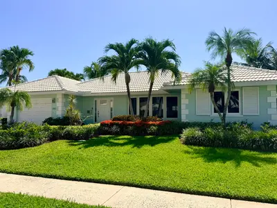 940 SW Mulberry Way, Boca Raton – sold