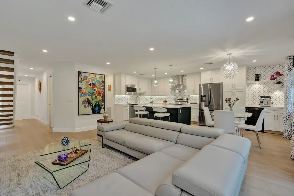 DSC09749 at 4921 Riverside Drive 606, Coral Springs