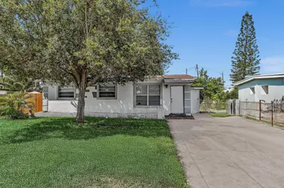 2743 NW 2nd Street, Boynton Beach – sold