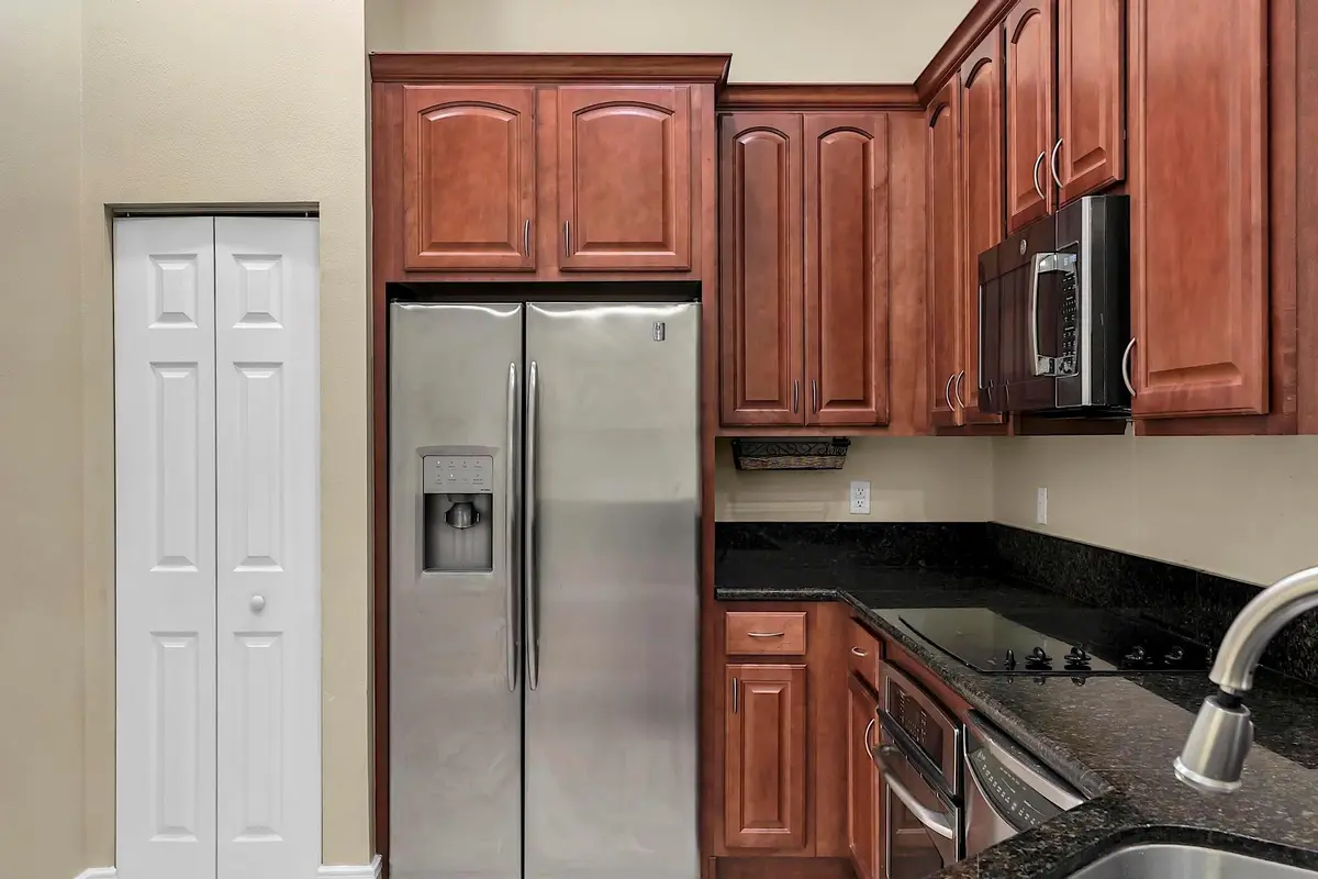 Photo 2 at 16102 Emerald Estates Drive 108, Weston