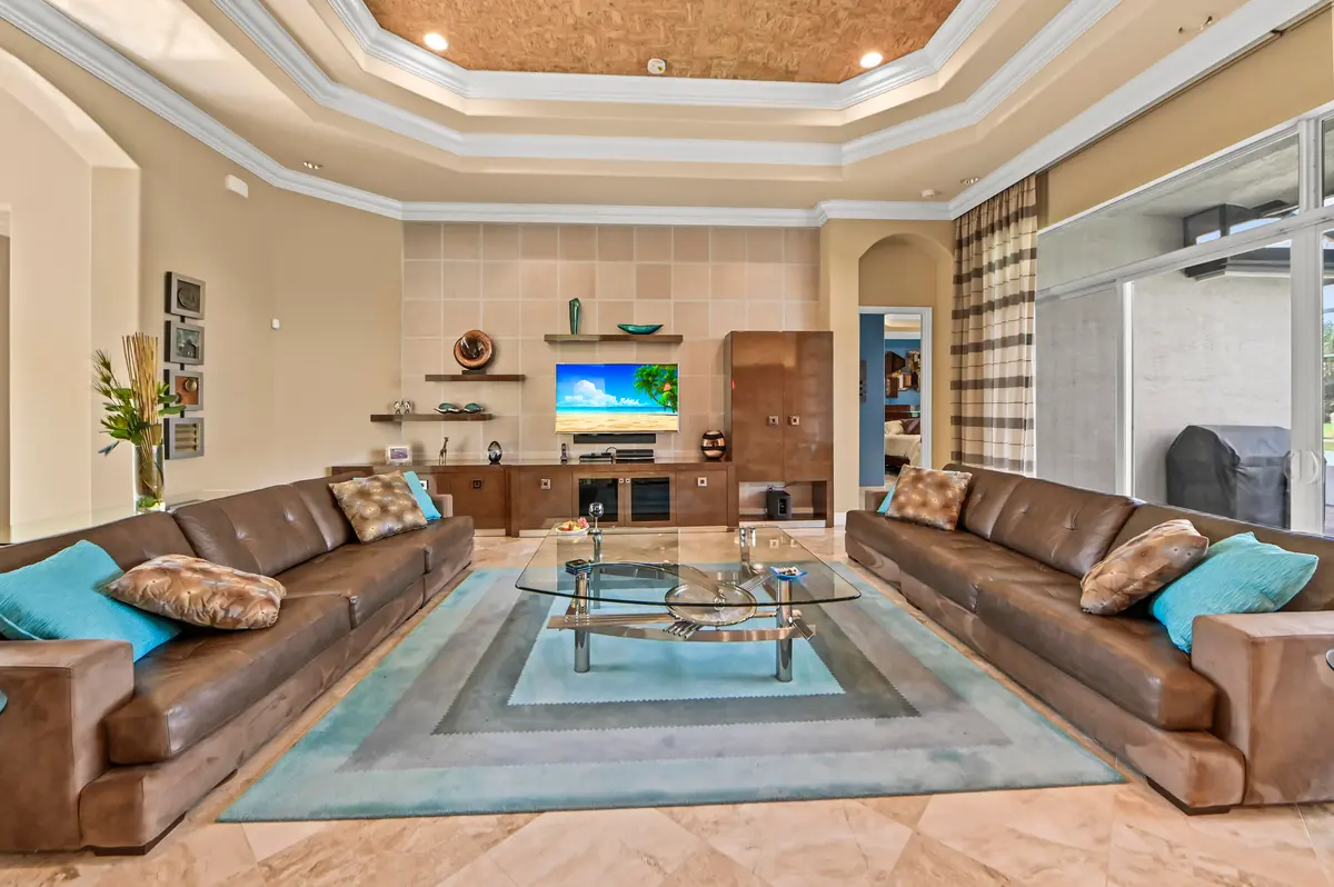 09 Living room 03 at 10540 Whitewind Circle, Boynton Beach