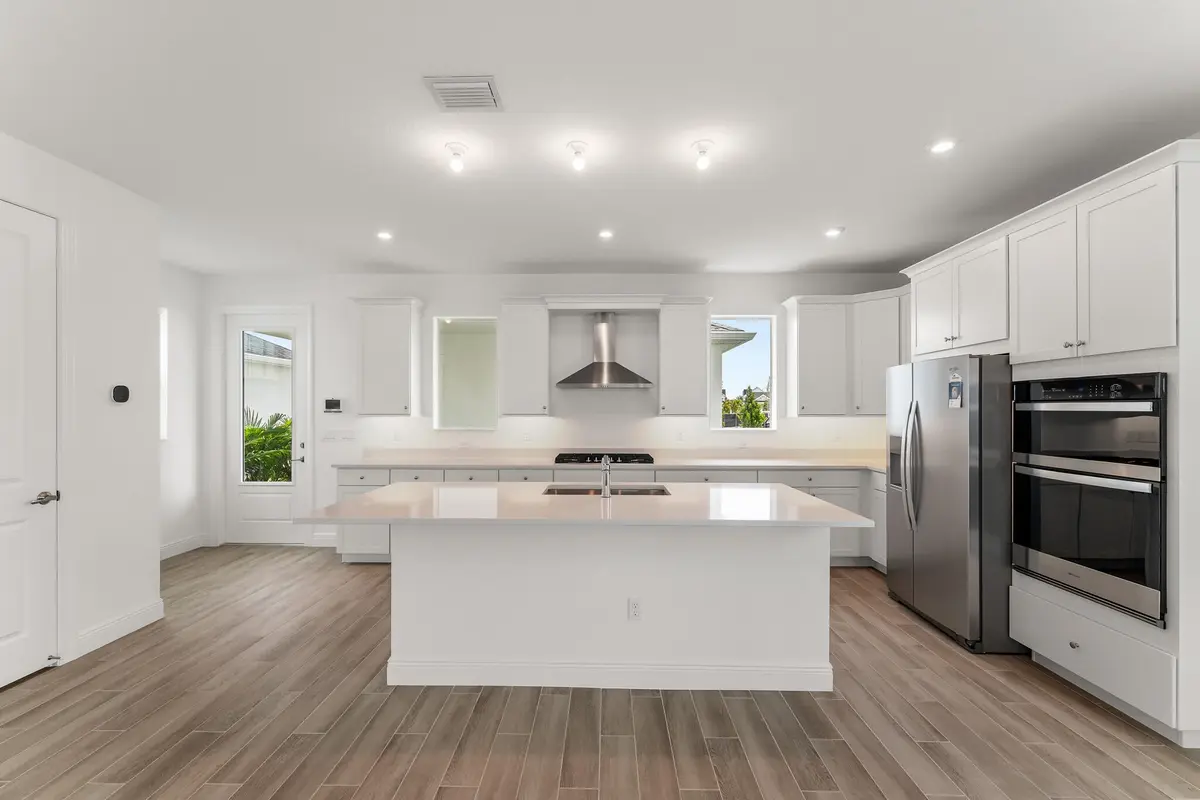 US_SEF_GLORIOSSA_LOT 198_KITCHEN at 10740 SW Pioneer Parkway, Palm City