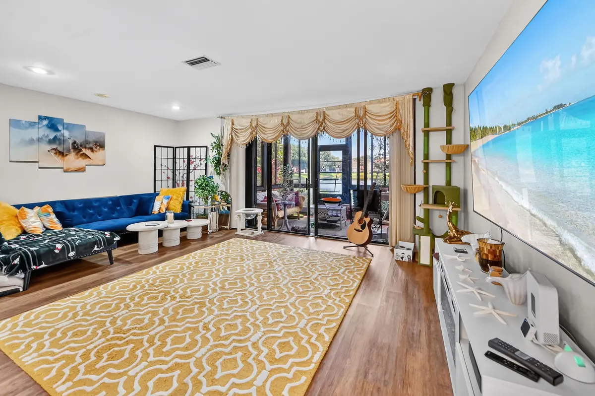 10 Living room 02 at 4587 Carambola Circle 27218, Coconut Creek
