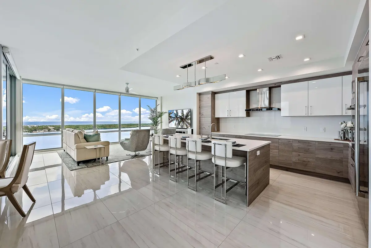 2. Kitchen passge corner view at 3 Water Club Way 1801, North Palm Beach