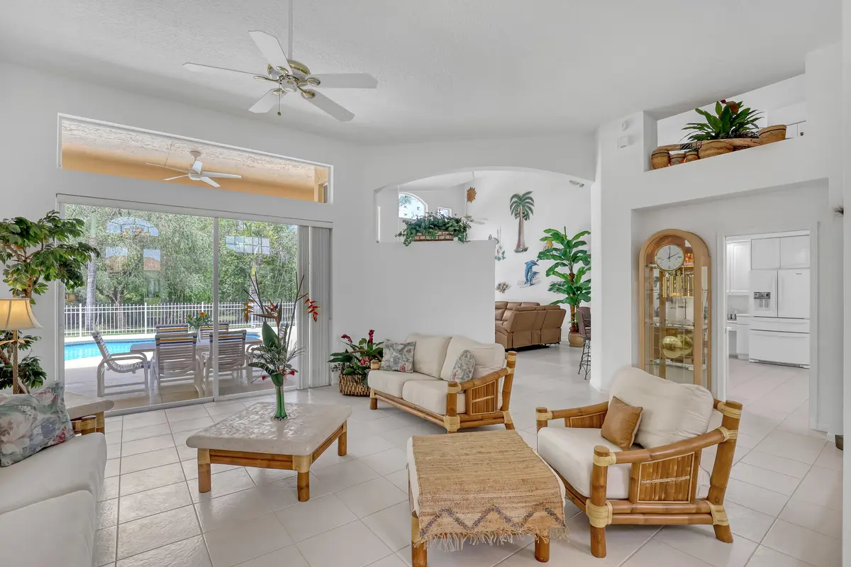 559 SW Squire Johns (8) at 559 SW Squire Johns Lane, Palm City