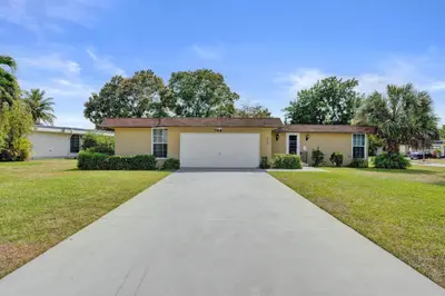 7018 NW 64th Street, Tamarac – sold