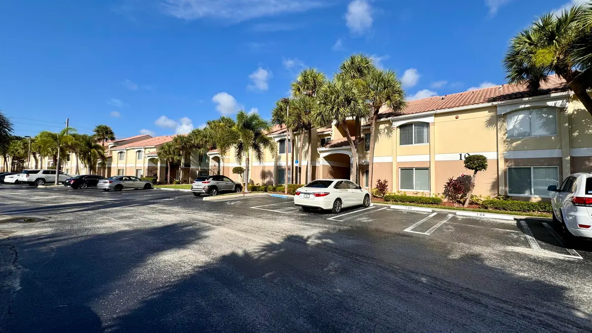 IMG_1829 at 815 W Boynton Beach Boulevard 10-105, Boynton Beach