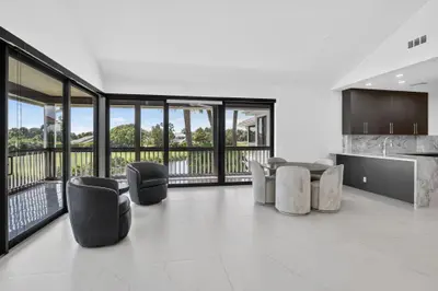 19317 Sabal Lake Drive 5066, Boca Raton – sold