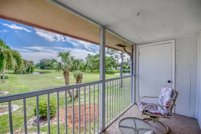 18081 SE Country Club Drive 26, Jupiter – Condominium for sale