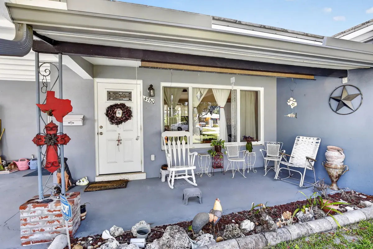 5-web-or-mls-_A7A9200 at 4760 NE 5th Avenue, Oakland Park