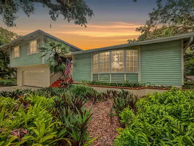 14 Emarita Way, Sewalls Point – Single Family Residence for sale