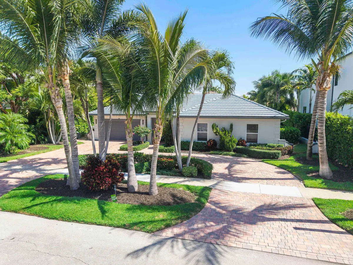 725 Ne 36th St_015 at 725 NE 36th Street, Boca Raton