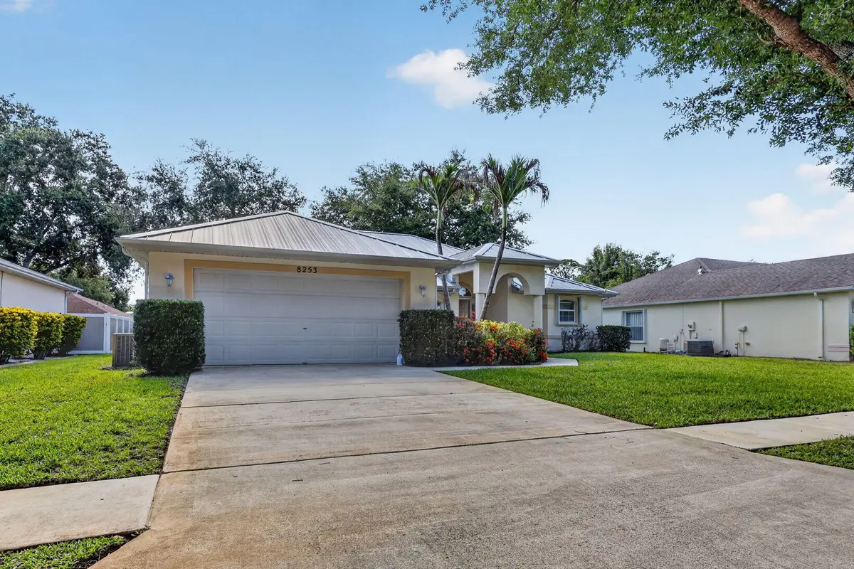 2-web-or-mls-5P1A2573 at 8253 Sand Pine Circle, Port St. Lucie