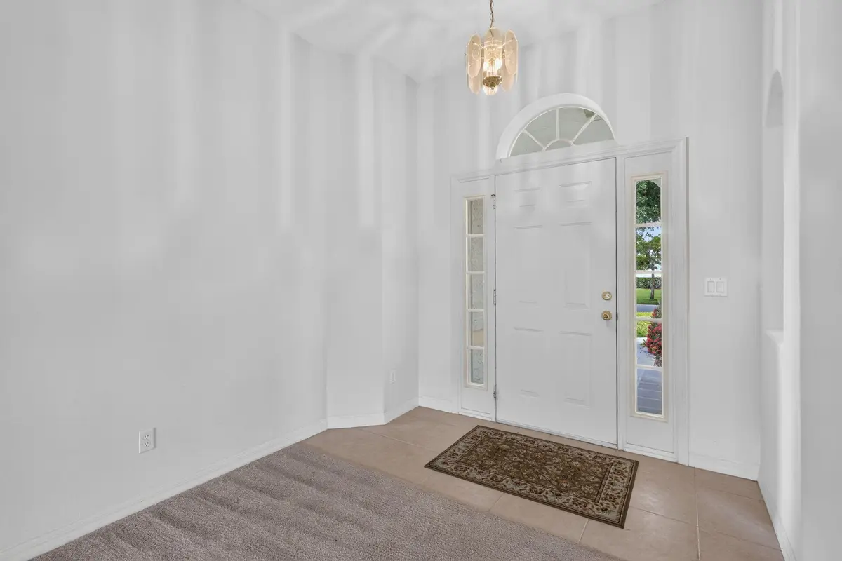5-web-or-mls-5P1A2593 at 8253 Sand Pine Circle, Port St. Lucie