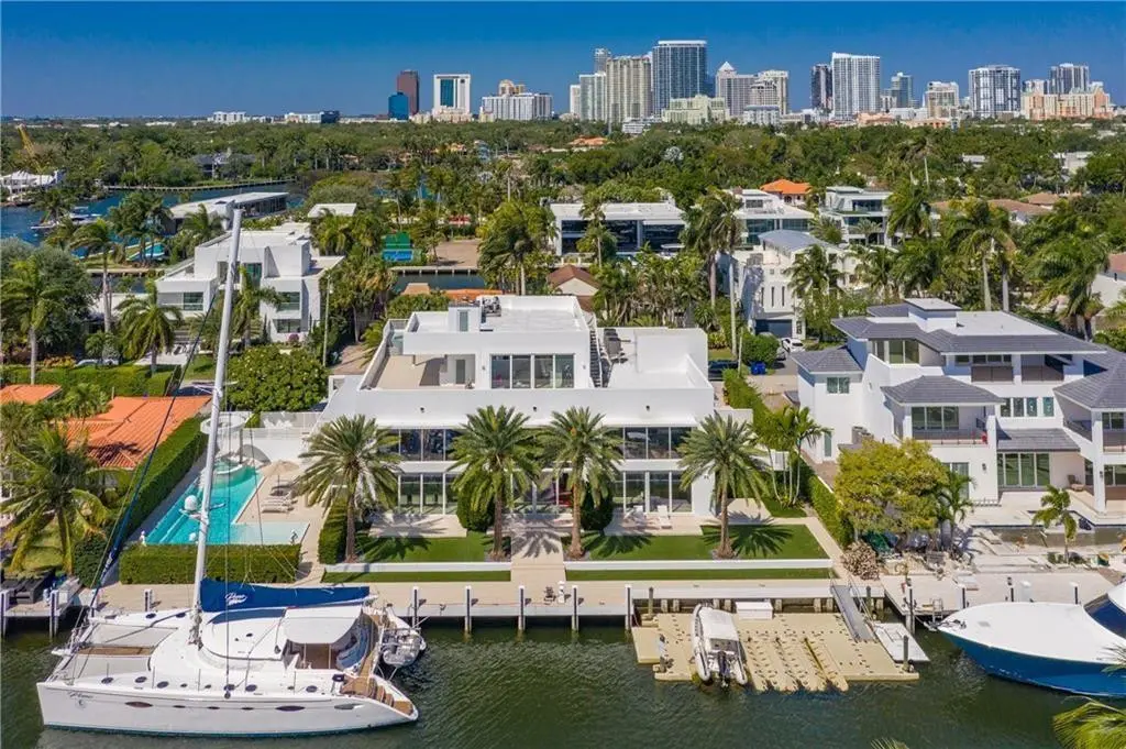 Aerial at 500 Isle Of Capri Drive, Fort Lauderdale