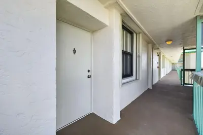 9900 S Ocean Drive 1505, Jensen Beach – sold