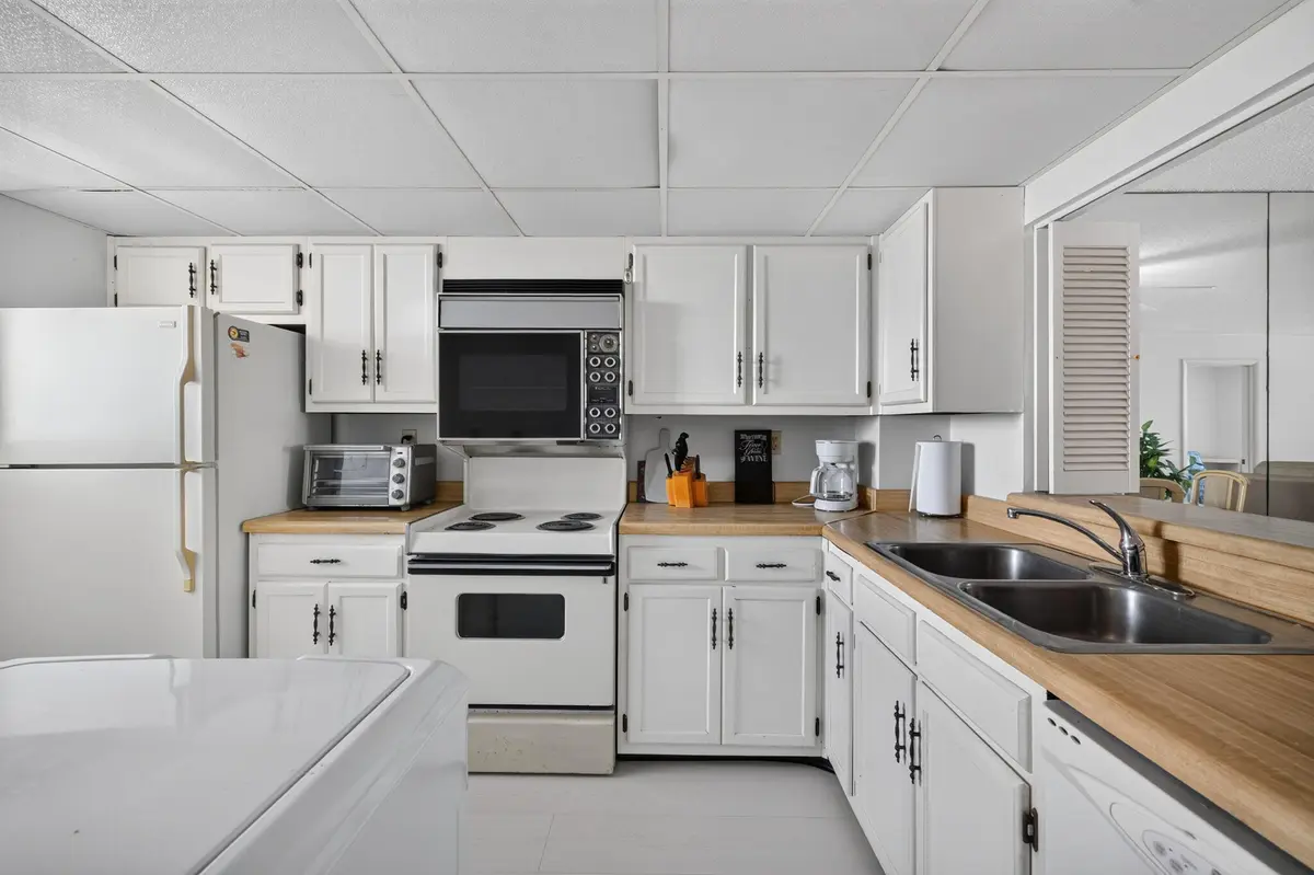 19-web-or-mls-3A5A8969 at 9900 S Ocean Drive 1505, Jensen Beach