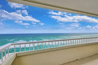 5280 N Ocean Drive 12B, Riviera Beach – Condominium for sale