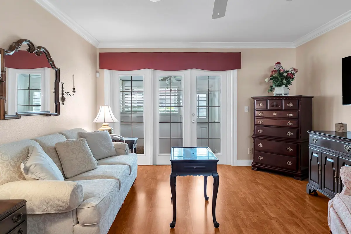 crosley.living4 at 2930 Crosley Drive M, West Palm Beach