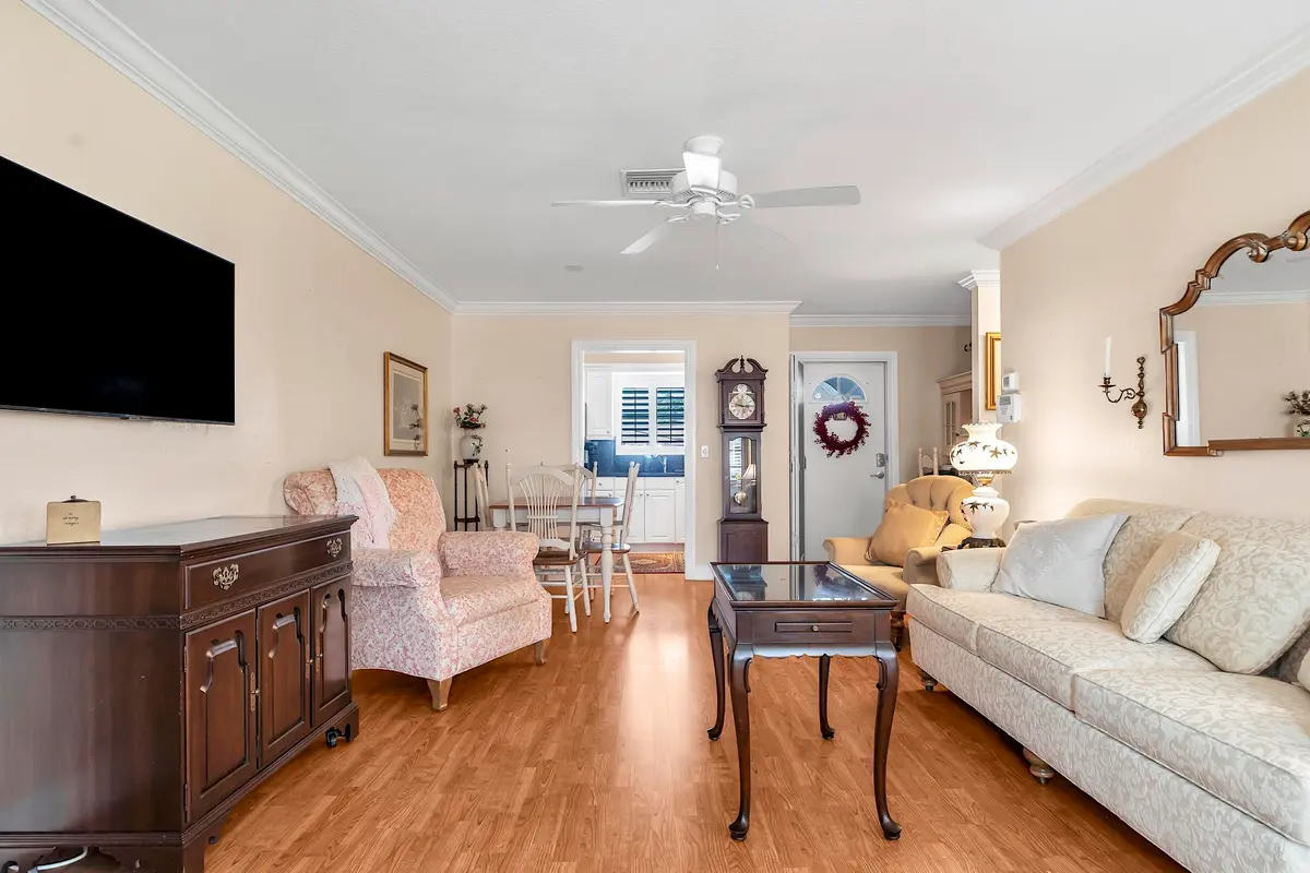 crosley.living6 at 2930 Crosley Drive M, West Palm Beach