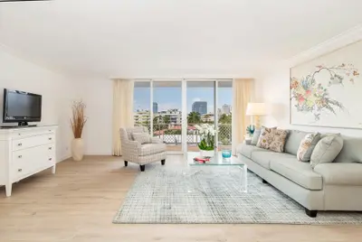 354 Chilean Avenue 6c, Palm Beach – Condominium for rent