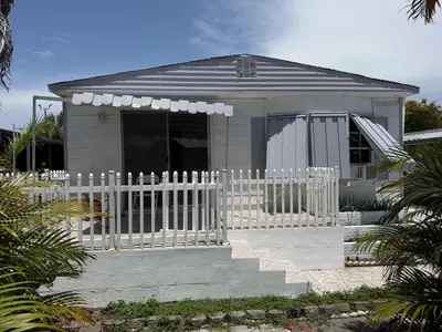 5300 SW 22nd Avenue, Dania Beach – Manufactured Home for sale