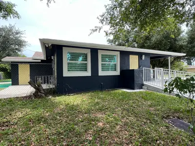 601 NW 2nd Street, Delray Beach – Single Family Residence for rent